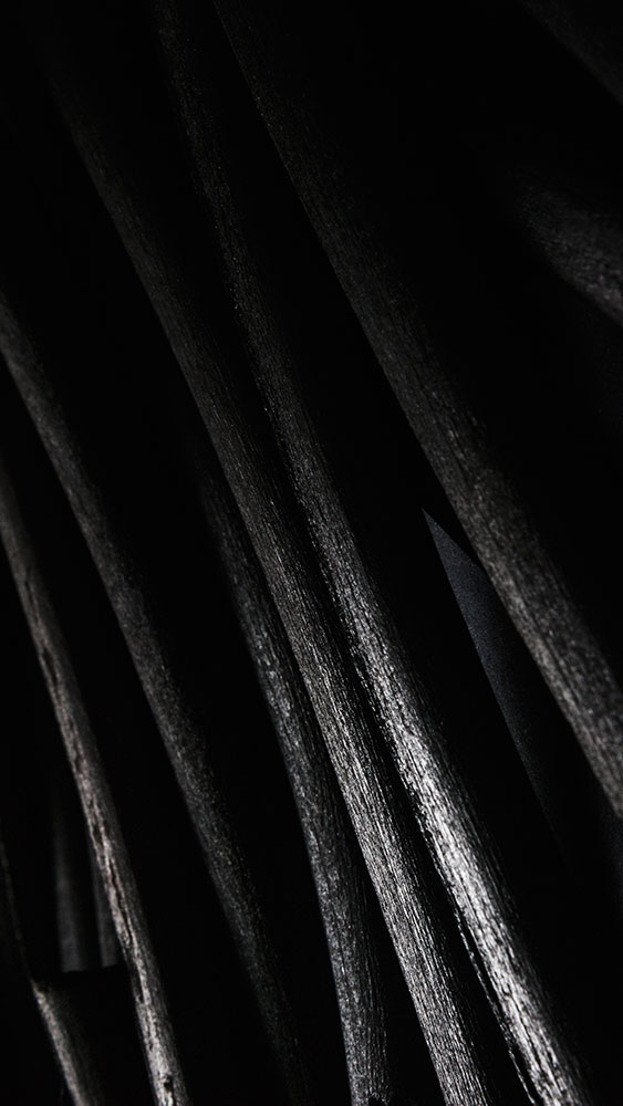 Par définition. Vous souhaitez définir votre espace? Essayez l’option Black Vortex de la gamme Reflect.